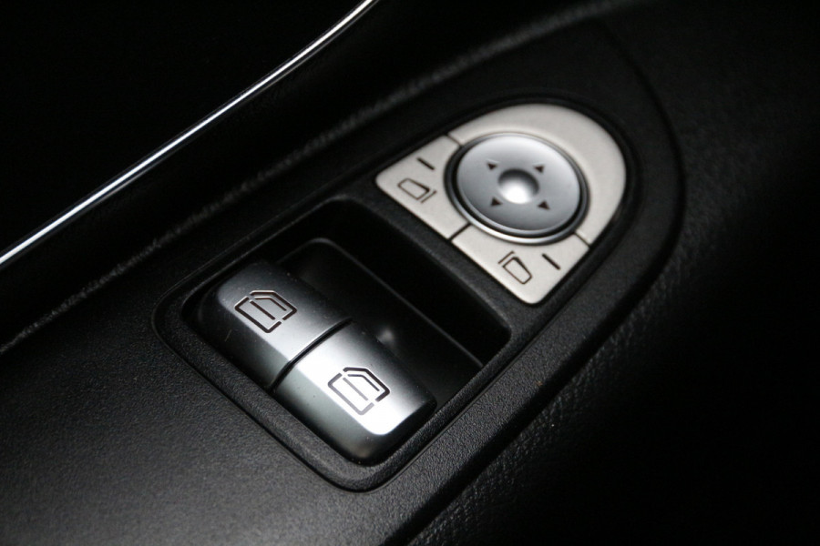Mercedes-Benz Vito 190PK CDI | Aut. | 4Matic / 4x4 | 2x Schuifdeur | Werkplaats inrichting..