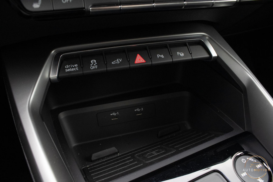 Audi A3 Sportback 40 TFSIe Sline Edition PANO MEMORY B&O CAMERA MATRIX SFEER ACC