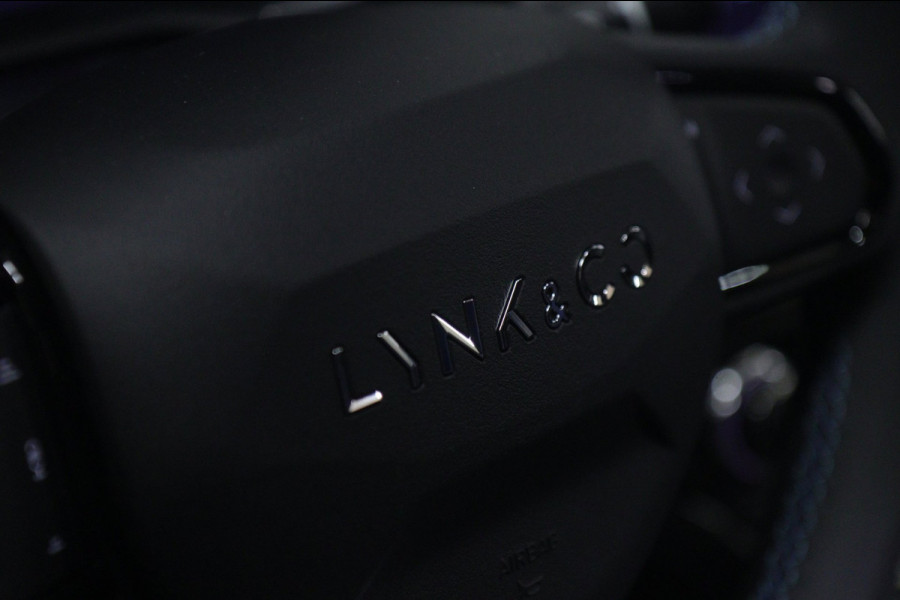 Lynk & Co 01 1.5 PANO/BLACKSTYLE/360CAM/KEYLES/SFEER/BOMVOL