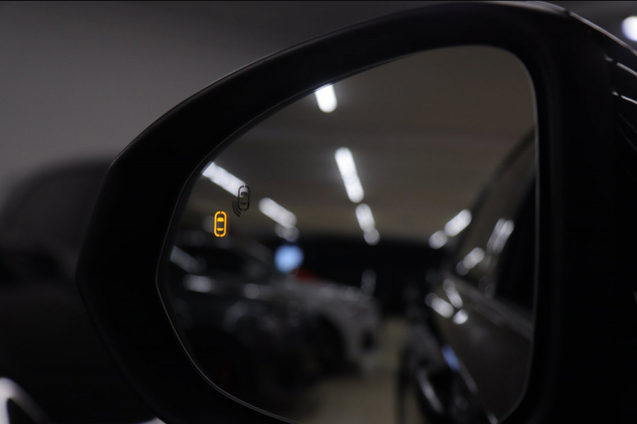 Lynk & Co 01 1.5 PANO/BLACKSTYLE/360CAM/KEYLES/SFEER/BOMVOL