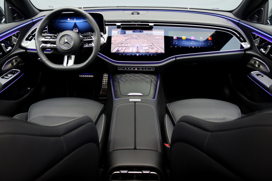 Mercedes-Benz E-Klasse 400 e 4MATIC AMG Line | Hyperscreen | Distronic | Burmester | Leder | Trekhaak | Stoelventilatie | Digital Light | Verwarmd Stuurwiel | Panoramadak | Surround Camera | Augmented Reality |