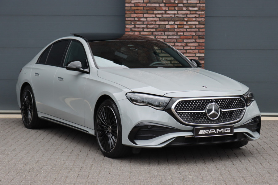 Mercedes-Benz E-Klasse 400 e 4MATIC AMG Line | Hyperscreen | Distronic | Burmester | Leder | Trekhaak | Stoelventilatie | Digital Light | Verwarmd Stuurwiel | Panoramadak | Surround Camera | Augmented Reality |