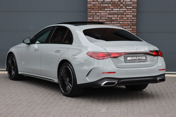 Mercedes-Benz E-Klasse 400 e 4MATIC AMG Line | Hyperscreen | Distronic | Burmester | Leder | Trekhaak | Stoelventilatie | Digital Light | Verwarmd Stuurwiel | Panoramadak | Surround Camera | Augmented Reality |