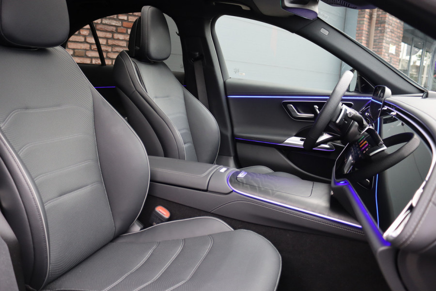 Mercedes-Benz E-Klasse 400 e 4MATIC AMG Line | Hyperscreen | Distronic | Burmester | Leder | Trekhaak | Stoelventilatie | Digital Light | Verwarmd Stuurwiel | Panoramadak | Surround Camera | Augmented Reality |