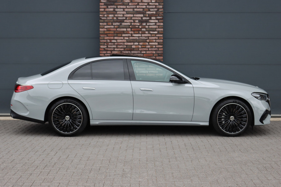 Mercedes-Benz E-Klasse 400 e 4MATIC AMG Line | Hyperscreen | Distronic | Burmester | Leder | Trekhaak | Stoelventilatie | Digital Light | Verwarmd Stuurwiel | Panoramadak | Surround Camera | Augmented Reality |