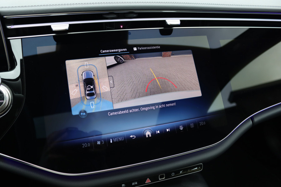 Mercedes-Benz E-Klasse 400 e 4MATIC AMG Line | Hyperscreen | Distronic | Burmester | Leder | Trekhaak | Stoelventilatie | Digital Light | Verwarmd Stuurwiel | Panoramadak | Surround Camera | Augmented Reality |