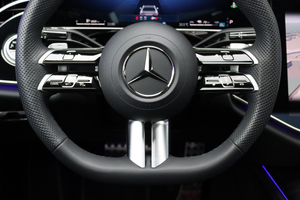 Mercedes-Benz E-Klasse 400 e 4MATIC AMG Line | Hyperscreen | Distronic | Burmester | Leder | Trekhaak | Stoelventilatie | Digital Light | Verwarmd Stuurwiel | Panoramadak | Surround Camera | Augmented Reality |