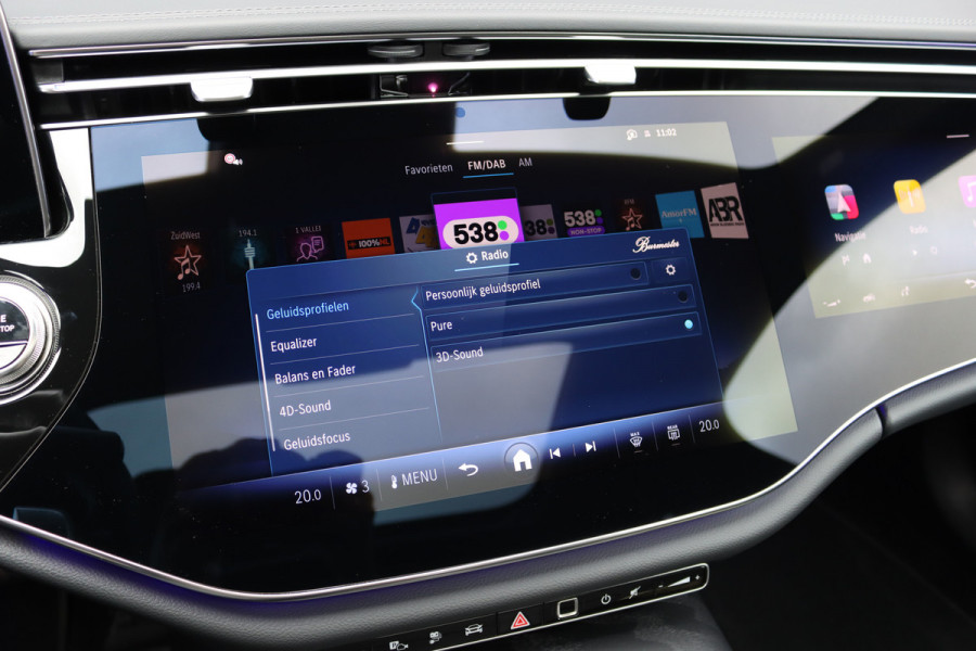 Mercedes-Benz E-Klasse 400 e 4MATIC AMG Line | Hyperscreen | Distronic | Burmester | Leder | Trekhaak | Stoelventilatie | Digital Light | Verwarmd Stuurwiel | Panoramadak | Surround Camera | Augmented Reality |