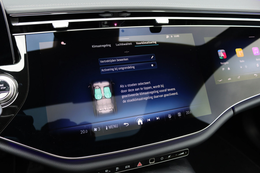 Mercedes-Benz E-Klasse 400 e 4MATIC AMG Line | Hyperscreen | Distronic | Burmester | Leder | Trekhaak | Stoelventilatie | Digital Light | Verwarmd Stuurwiel | Panoramadak | Surround Camera | Augmented Reality |