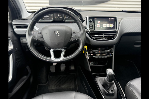 Peugeot 2008 1.2 PureTech Allure 2e Eigenaar|Pano|Trekhaak|Carplay|D-riem vv in 2024|Clima|Navi|PDC|N.A.P|Nieuwe APK bij aflevering