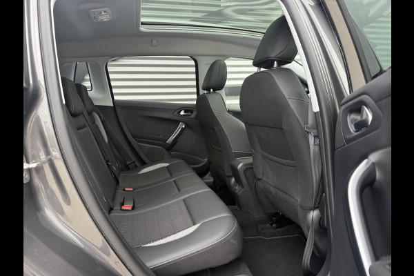 Peugeot 2008 1.2 PureTech Allure 2e Eigenaar|Pano|Trekhaak|Carplay|D-riem vv in 2024|Clima|Navi|PDC|N.A.P|Nieuwe APK bij aflevering