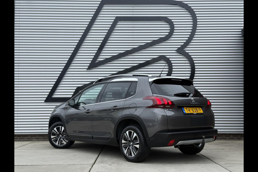 Peugeot 2008 1.2 PureTech Allure 2e Eigenaar|Pano|Trekhaak|Carplay|D-riem vv in 2024|Clima|Navi|PDC|N.A.P|Nieuwe APK bij aflevering