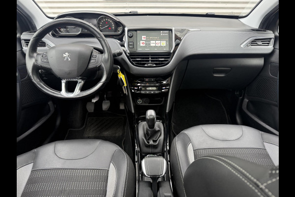 Peugeot 2008 1.2 PureTech Allure 2e Eigenaar|Pano|Trekhaak|Carplay|D-riem vv in 2024|Clima|Navi|PDC|N.A.P|Nieuwe APK bij aflevering