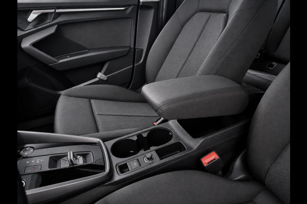 Audi A3 Sportback 30 TFSI Pro Line Airco ECC Carplay Navi PDC Achter Full LED Audi Sound Stoelverwarming Cruise Control
