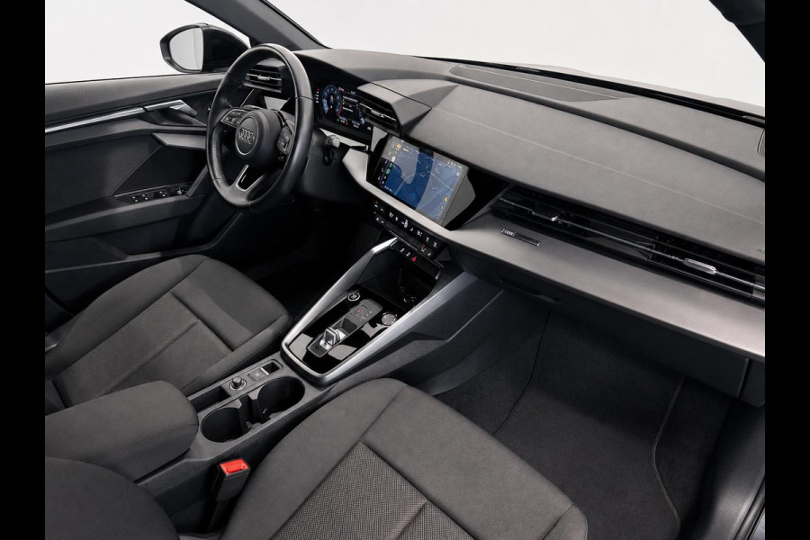 Audi A3 Sportback 30 TFSI Pro Line Airco ECC Carplay Navi PDC Achter Full LED Audi Sound Stoelverwarming Cruise Control