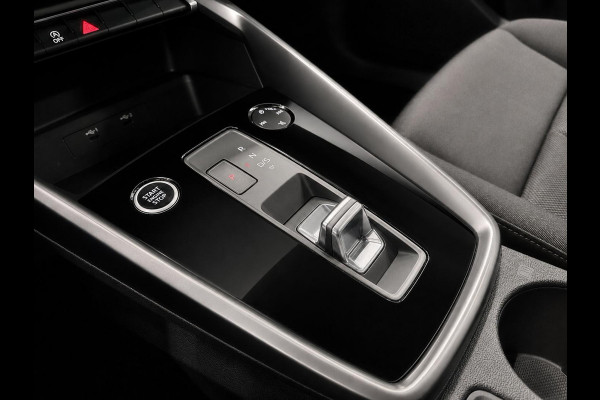 Audi A3 Sportback 30 TFSI Pro Line Airco ECC Carplay Navi PDC Achter Full LED Audi Sound Stoelverwarming Cruise Control