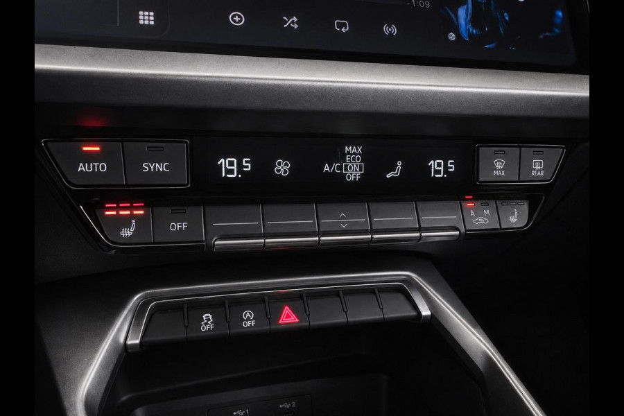 Audi A3 Sportback 30 TFSI Pro Line Airco ECC Carplay Navi PDC Achter Full LED Audi Sound Stoelverwarming Cruise Control