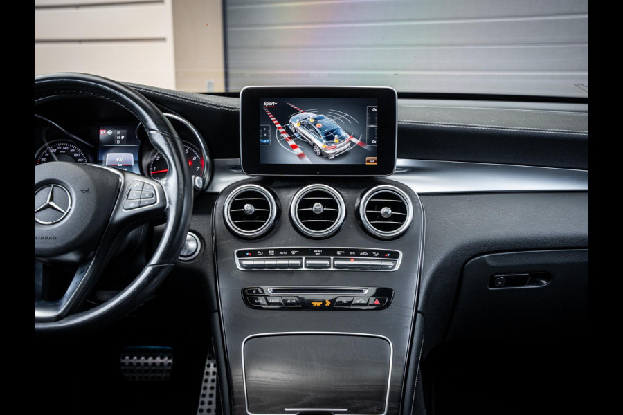 Mercedes-Benz GLC Coupé GLC250 4MATIC Business Solution AMG - Pano | Luchtv. | ACC | Burm. l Trekh.
