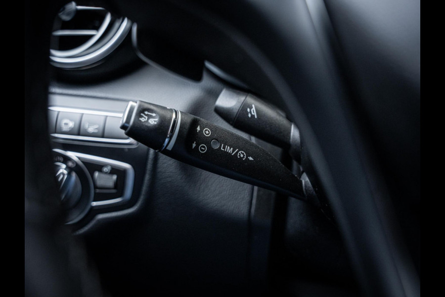 Mercedes-Benz GLC Coupé GLC250 4MATIC Business Solution AMG - Pano | Luchtv. | ACC | Burm. l Trekh.