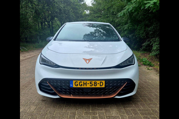CUPRA Born Essential 63 kWh btw auto nap