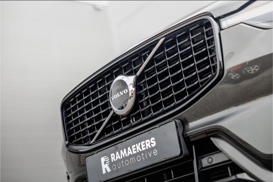 Volvo XC60 2.0 Recharge T6 AWD R-Design Pano / Harman Kardon / Trekhaak / Pine Grey /