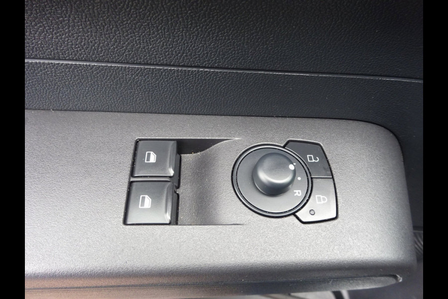 Ford Transit Courier 1.5 EcoBlue Trend CARPLAY AIRCO CRUISE VEEL EXTRA"S
