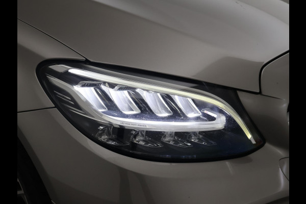 Mercedes-Benz C-Klasse 180 AMG-LINE AUT. FACELIFT + AFN. TREKHAAK | BREEDBEELD NAVI | STOELVERW. | CAMERA