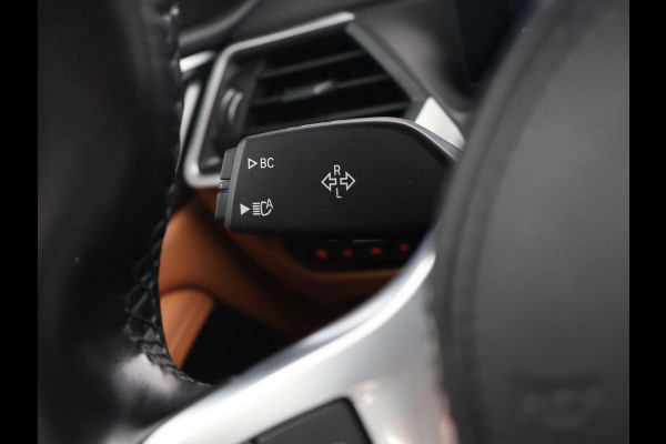 BMW i4 eDrive40 84 kWh M-SPORT + ADAPTIVE CRUISE | SFEERVERLICHTING | LEDER SPORTINTERIEUR