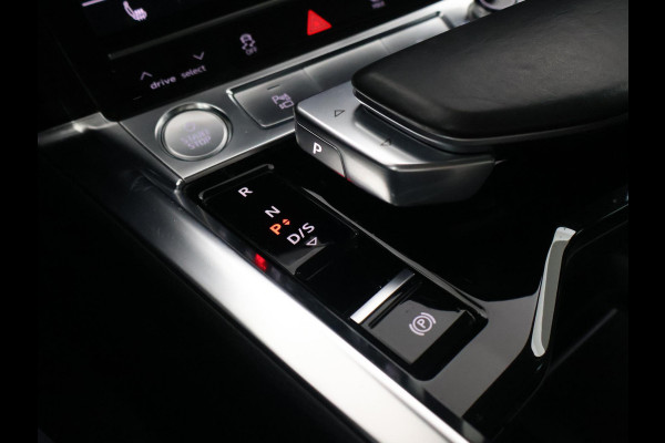 Audi e-tron 55 95 KWH 408 PK + 21 INCH | LEDER | ADAPTIVE CRUISE | LUCHTVERING | CARPLAY | CAMERA
