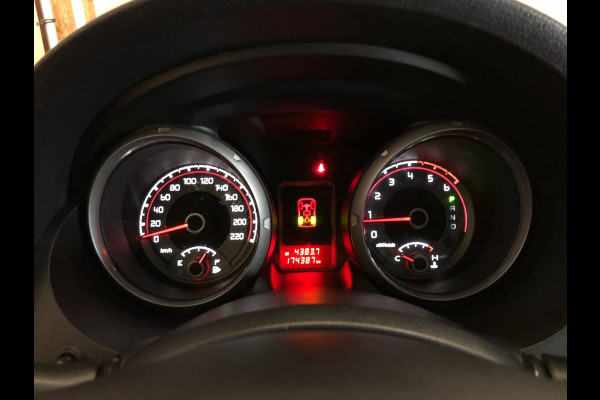 Mitsubishi Pajero 3.2 DI-D B-stijl euro6 3500kg | carplay | trekhaak | camera