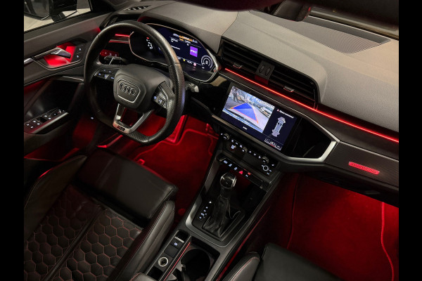 Audi RSQ3 Sportback TFSI |PANO|B&O|MATRIX|KEYLESS|CAMERA|DEALER ONDERHOUDEN|21INCH|NIGHTPAKKET|SFEERVERLICHTING|TREKHAAK|BOMVOL!