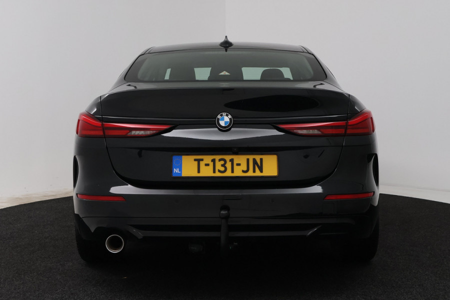 BMW 2 Serie Gran Coupé 218i Introduction Edition (TREKHAAK AFNEEMBAAR, NAVIGATIE, CAMERA, STOELVERWARMING, CARPLAY, LED, 1e EIGENAAR, DEALER ONDERHOUDEN)