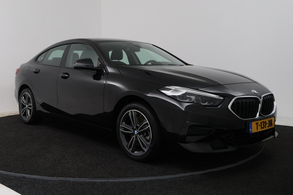 BMW 2 Serie Gran Coupé 218i Introduction Edition (TREKHAAK AFNEEMBAAR, NAVIGATIE, CAMERA, STOELVERWARMING, CARPLAY, LED, 1e EIGENAAR, DEALER ONDERHOUDEN)