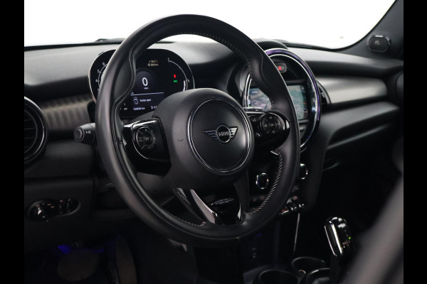 MINI 5-deurs 1.5 COOPER AUT. + LEDER | UNION JACK LED | HARMAN/KARDON | MINI YOURS | APPLE CARPLAY