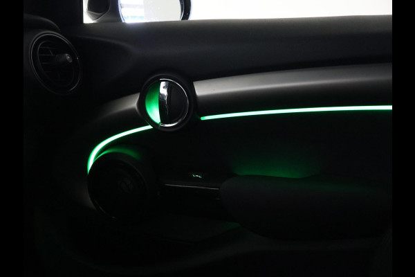 MINI 5-deurs 1.5 COOPER AUT. + LEDER | UNION JACK LED | HARMAN/KARDON | MINI YOURS | APPLE CARPLAY