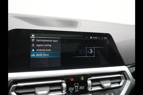 BMW 3 Serie Touring 330e xDrive M Sport PHEV 293pk Dealer O.H. | Panodak | Trekhaak Af Fabriek | Laser LED | Lederen Sportstoelen Memory & Verwarmd | Camera | Apple Carplay | Stuur Verwarmd | Blis | Adaptief Onderstel | Sfeerverlichting | 19"L.M | DAB | Plug In Hybrid |