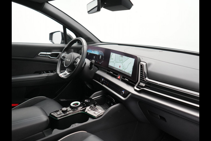 Kia Sportage 1.6 T-GDi Hybrid MHEV GT-Line 180pk Dealer O.H | Trekhaak Afn. | Panodak | Adaptive Cruise | 360 Camera | Harman / Kardon | Leeren Sportstoelen Memory & Ventilatie | Keyless | Apple Carplay | Stuur & Stoelverwarming | Sfeerverlichting | Virtual | Navigatie | DAB | 19"L.M |