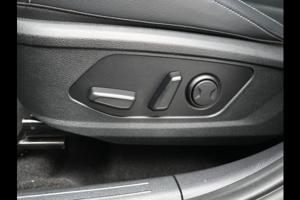 Kia Sportage 1.6 T-GDi Hybrid MHEV GT-Line 180pk Dealer O.H | Trekhaak Afn. | Panodak | Adaptive Cruise | 360 Camera | Harman / Kardon | Leeren Sportstoelen Memory & Ventilatie | Keyless | Apple Carplay | Stuur & Stoelverwarming | Sfeerverlichting | Virtual | Navigatie | DAB | 19"L.M |