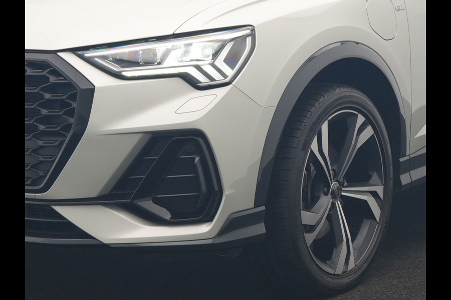 Audi Q3 Sportback 45 TFSI e 2x S Line PHEV 245pk Dealer O.H | Adaptive Cruise | Camera | Blis | Matrix LED | Sportstoelen Verwarmd | Sfeerverlichting | Navigatie | DAB | 20"L.M | Virtual | Plug In Hybrid |