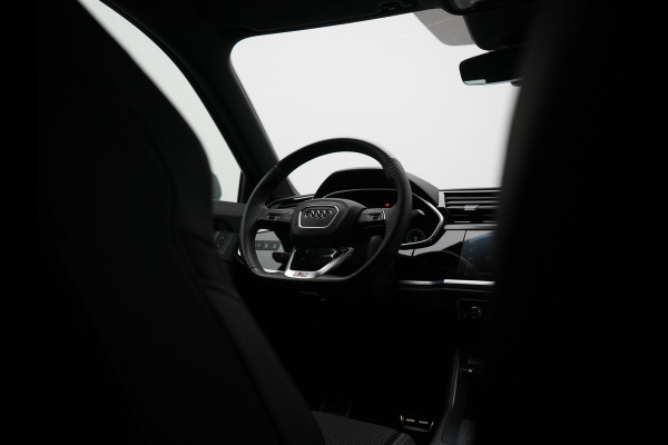 Audi Q3 Sportback 45 TFSI e 2x S Line PHEV 245pk Dealer O.H | Adaptive Cruise | Camera | Blis | Matrix LED | Sportstoelen Verwarmd | Sfeerverlichting | Navigatie | DAB | 20"L.M | Virtual | Plug In Hybrid |