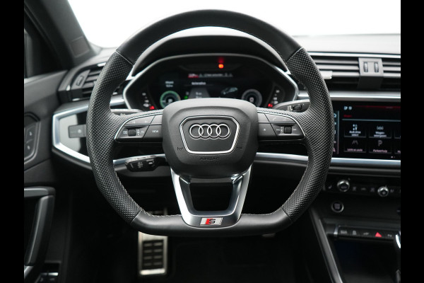 Audi Q3 Sportback 45 TFSI e 2x S Line PHEV 245pk Dealer O.H | Adaptive Cruise | Camera | Blis | Matrix LED | Sportstoelen Verwarmd | Sfeerverlichting | Navigatie | DAB | 20"L.M | Virtual | Plug In Hybrid |