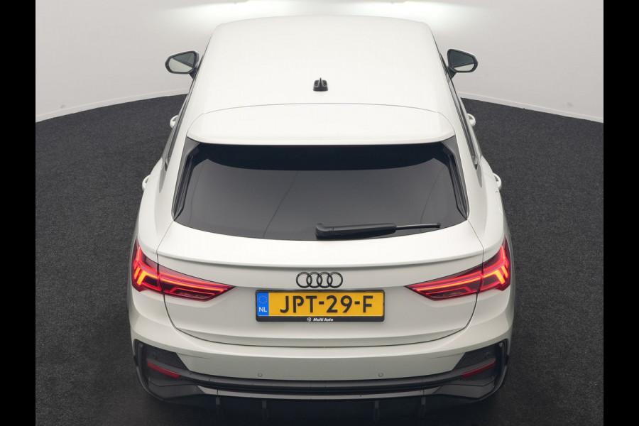 Audi Q3 Sportback 45 TFSI e 2x S Line PHEV 245pk Dealer O.H | Adaptive Cruise | Camera | Blis | Matrix LED | Sportstoelen Verwarmd | Sfeerverlichting | Navigatie | DAB | 20"L.M | Virtual | Plug In Hybrid |
