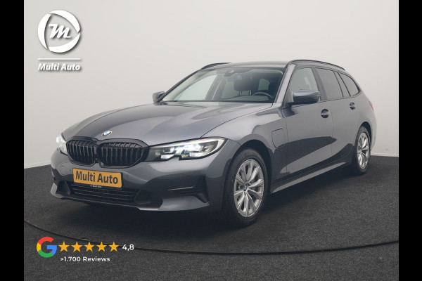 BMW 3 Serie Touring 330e PHEV 293pk Dealer O.H. | Cruise Control | Camera | Stoelverwarming | Carplay | DAB | Navigatie | 17"L.M | Plug In Hybrid |