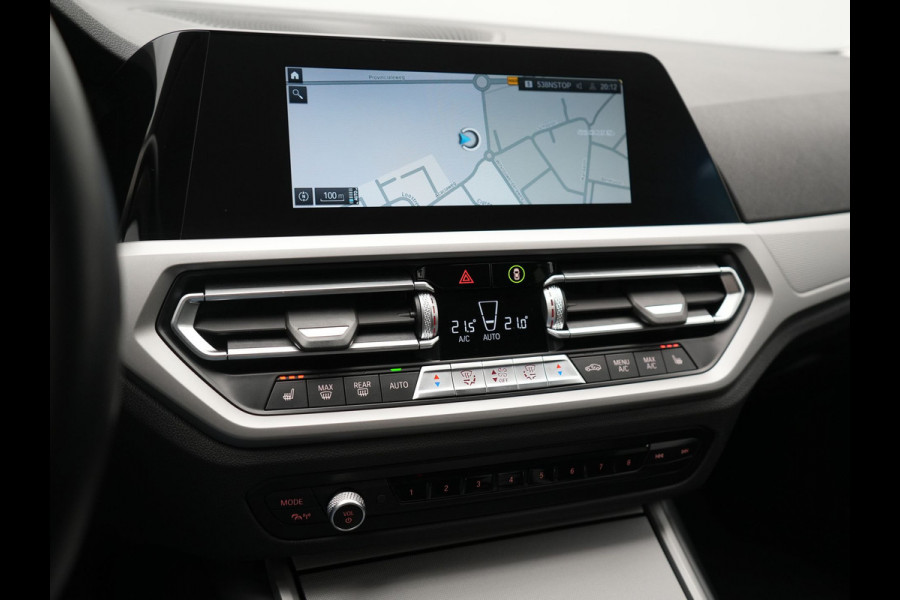BMW 3 Serie Touring 330e PHEV 293pk Dealer O.H. | Cruise Control | Camera | Stoelverwarming | Carplay | DAB | Navigatie | 17"L.M | Plug In Hybrid |