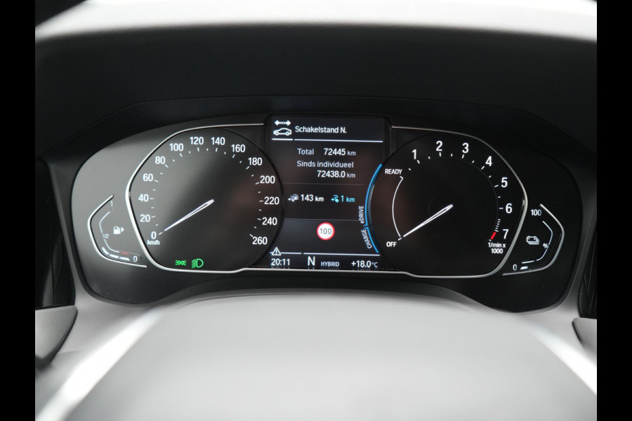 BMW 3 Serie Touring 330e PHEV 293pk Dealer O.H. | Cruise Control | Camera | Stoelverwarming | Carplay | DAB | Navigatie | 17"L.M | Plug In Hybrid |