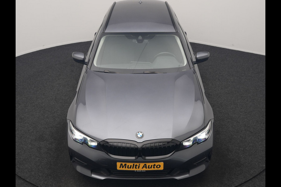 BMW 3 Serie Touring 330e PHEV 293pk Dealer O.H. | Cruise Control | Camera | Stoelverwarming | Carplay | DAB | Navigatie | 17"L.M | Plug In Hybrid |