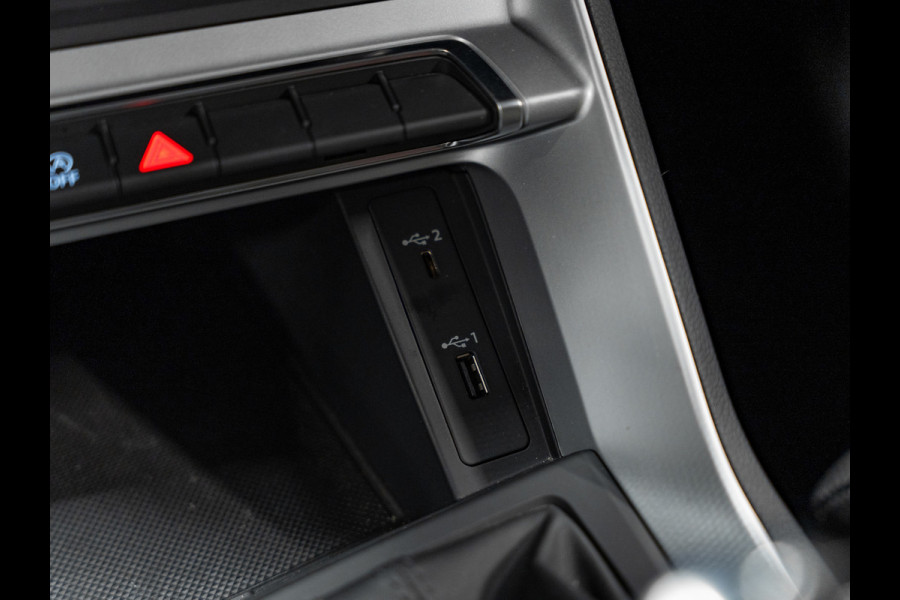 Audi Q3 35 TFSI 150PK S-Tronic, Virtual Cockpit, Apple Carplay, ACC, Clima, Multistuur, PDC, Android Auto, Volledig Onderhouden