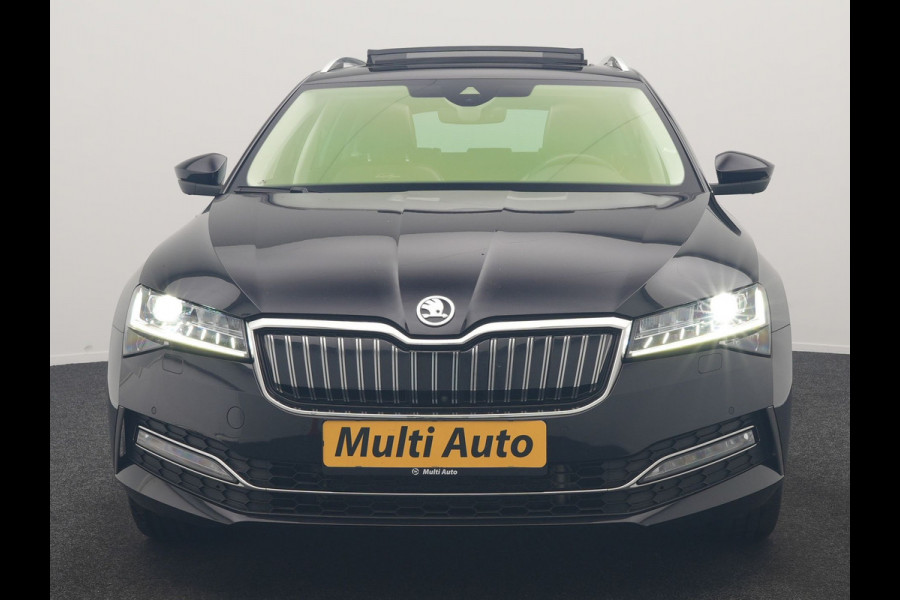 Škoda Superb Combi 1.4 TSI iV Laurin & Klement PHEV 218pk Dealer O.H. | Trekhaak Af Fabriek | Panodak | Adaptive Cruise | 360 Camera | Lederen Comfortstoelen Memory & Ventilatie | Canton Audio | Crystal LED | Stoelen & Stuur Verwarmd | Apple Carplay | Blis | DAB | Navigatie | 19"L.M | Plug In Hybrid |