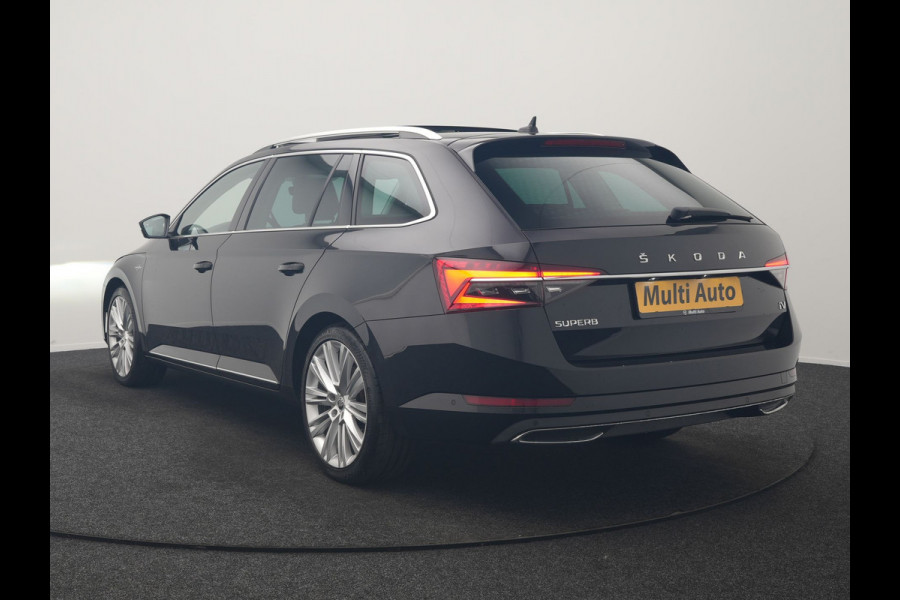 Škoda Superb Combi 1.4 TSI iV Laurin & Klement PHEV 218pk Dealer O.H. | Trekhaak Af Fabriek | Panodak | Adaptive Cruise | 360 Camera | Lederen Comfortstoelen Memory & Ventilatie | Canton Audio | Crystal LED | Stoelen & Stuur Verwarmd | Apple Carplay | Blis | DAB | Navigatie | 19"L.M | Plug In Hybrid |