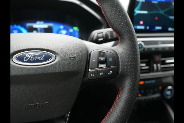 Ford Kuga 2.5 PHEV ST-Line X 225pk Dealer O.H. | Trekhaak Af Fabriek | Adaptive Cruise | 360 Camera | Head Up | Alcantara Sportstoelen & Stuur Verwarmd | Bang & Olufsen | Keyless | Blis | Apple Carplay | Navigatie | DAB | 18"L.M | Plug In Hybrid